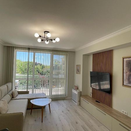 Apartcomplex Splendid Saints Constantine and Helena Bagian luar foto