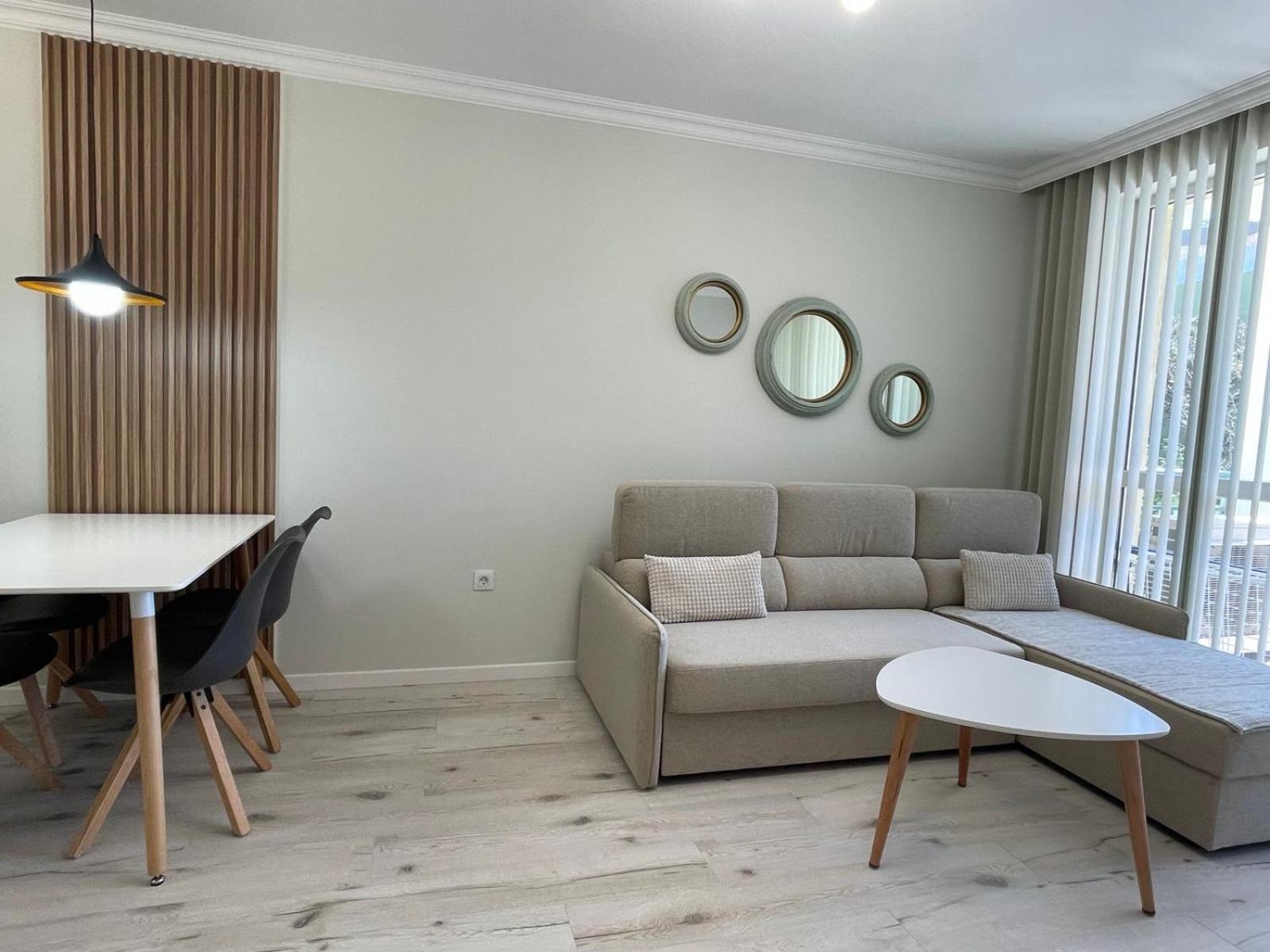 Apartcomplex Splendid Saints Constantine and Helena Bagian luar foto