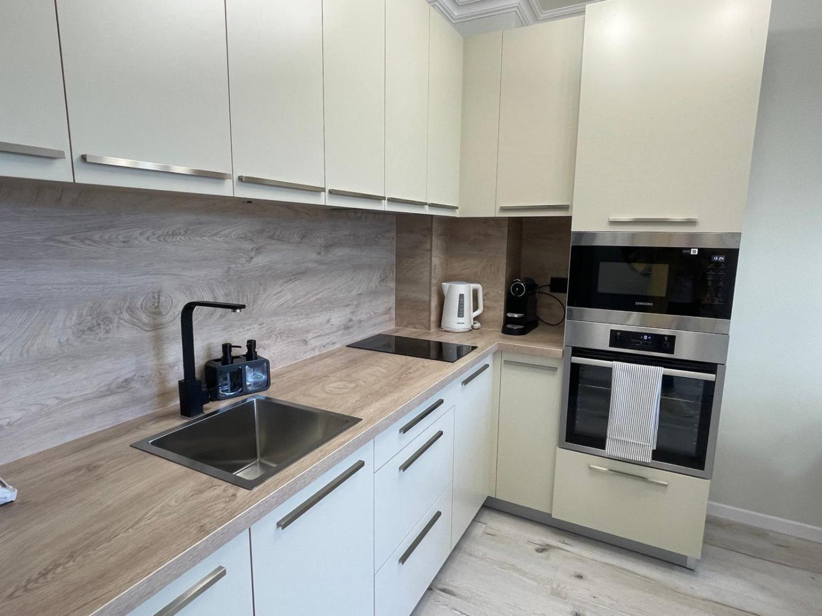 Apartcomplex Splendid Saints Constantine and Helena Bagian luar foto