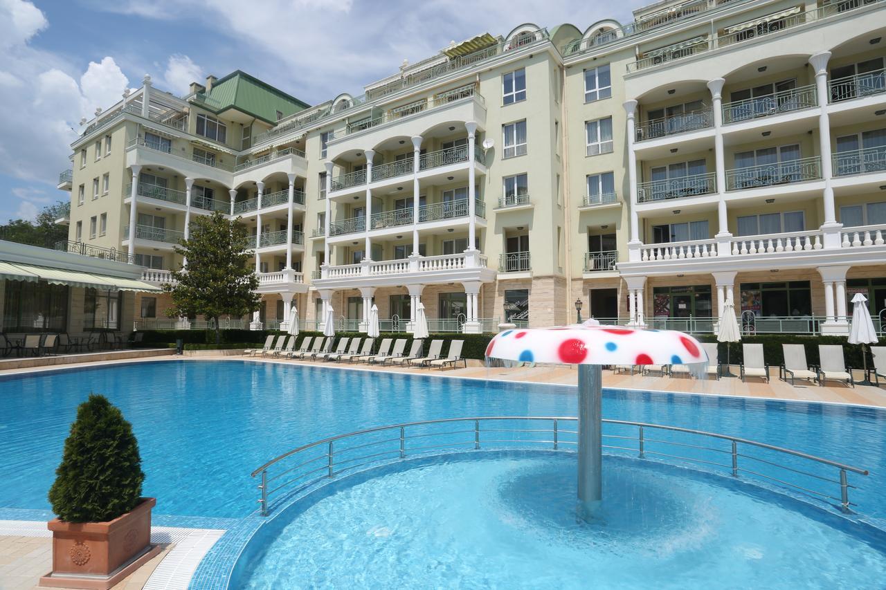 Apartcomplex Splendid Saints Constantine and Helena Bagian luar foto