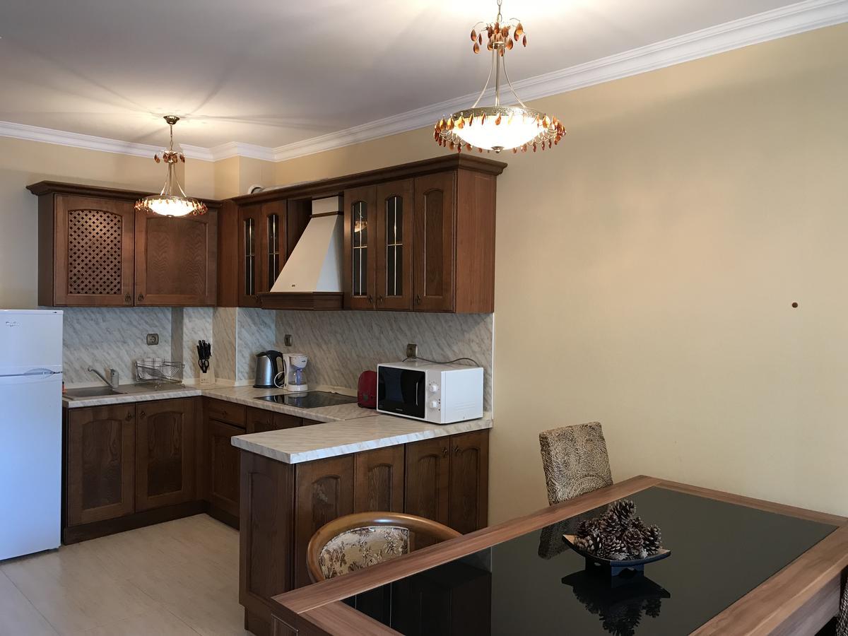 Apartcomplex Splendid Saints Constantine and Helena Bagian luar foto