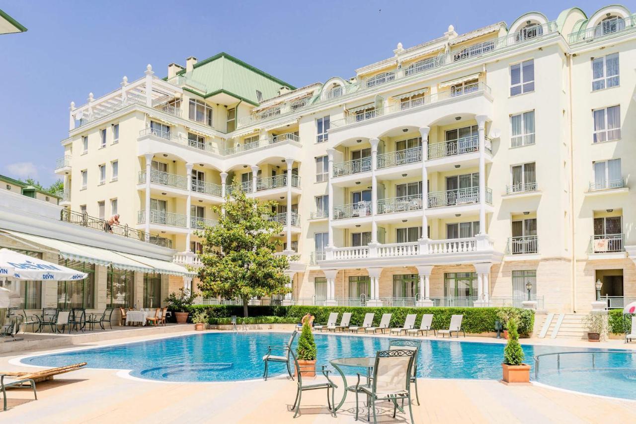 Apartcomplex Splendid Saints Constantine and Helena Bagian luar foto