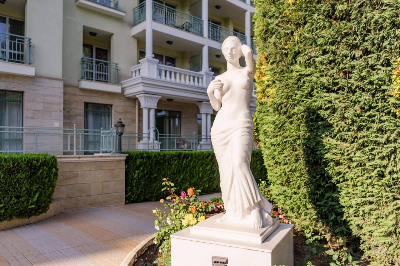 Apartcomplex Splendid Saints Constantine and Helena Bagian luar foto